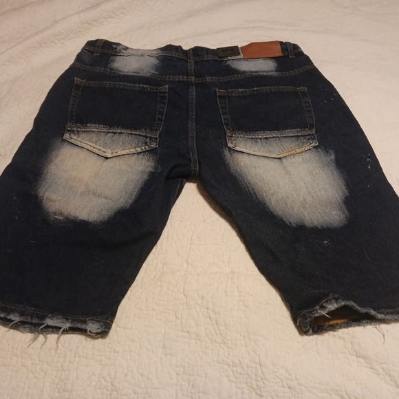 Arketype brand mens shorts - Picture 3 of 9